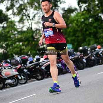 Runner Photo 4117109
