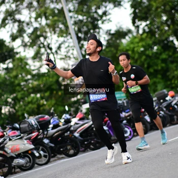 Runner Photo 4117122