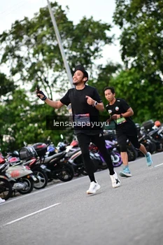 Runner Photo 4117124
