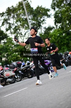 Runner Photo 4117126