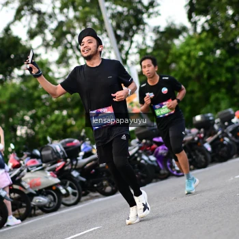 Runner Photo 4117133