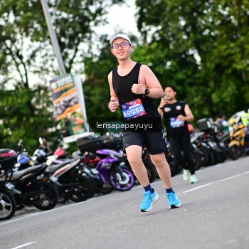 Runner Photo 4117141