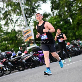 Runner Photo 4117150
