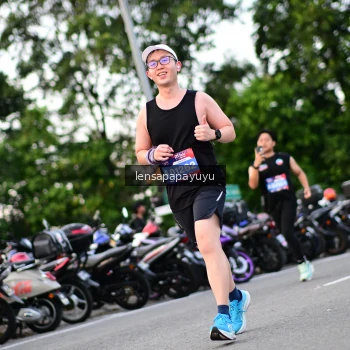Runner Photo 4117157