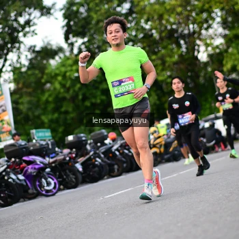 Runner Photo 4117161