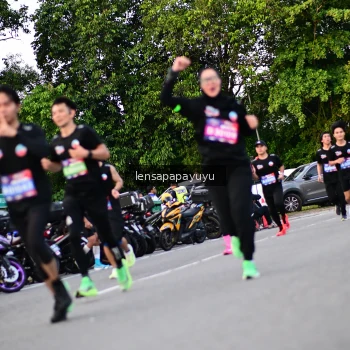 Runner Photo 4117203