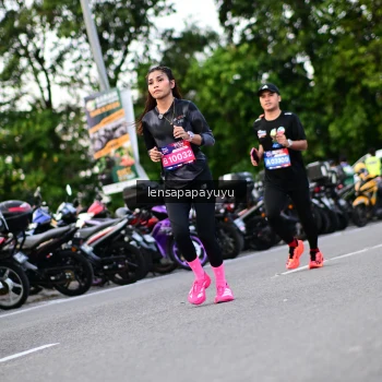 Runner Photo 4117244