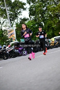 Runner Photo 4117259