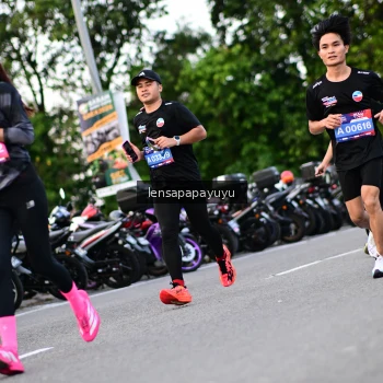 Runner Photo 4117266