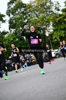 Runner Photo 4117276
