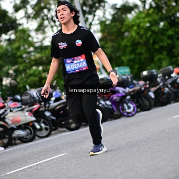 Runner Photo 4117299