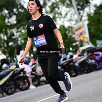 Runner Photo 4117316