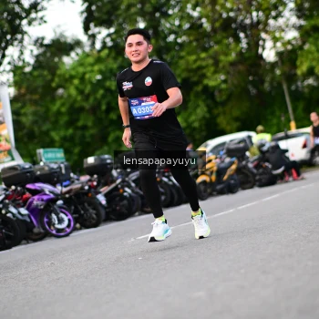 Runner Photo 4117327