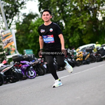 Runner Photo 4117328