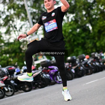 Runner Photo 4117342