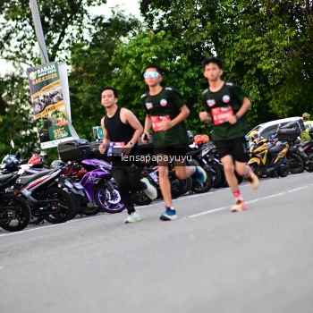 Runner Photo 4117366