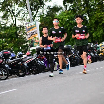 Runner Photo 4117371