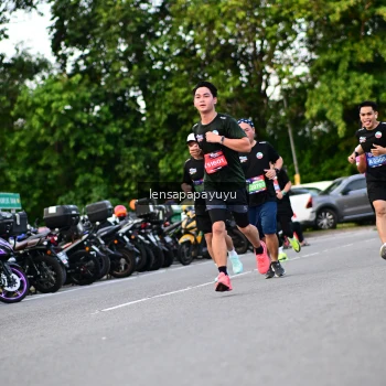 Runner Photo 4117383