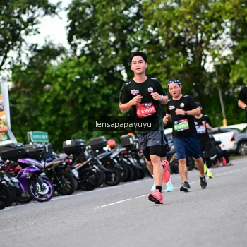 Runner Photo 4117394
