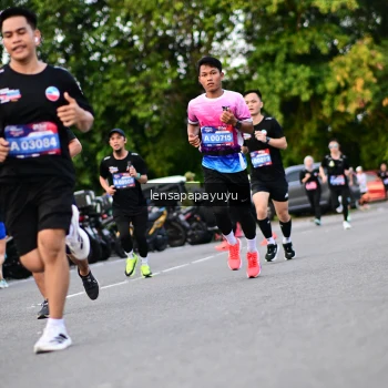 Runner Photo 4117428