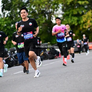 Runner Photo 4117430