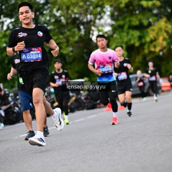 Runner Photo 4117433