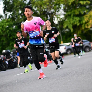 Runner Photo 4117470