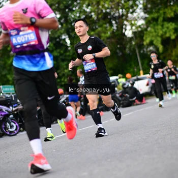 Runner Photo 4117475