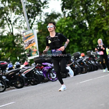 Runner Photo 4117499