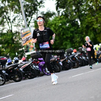 Runner Photo 4117504