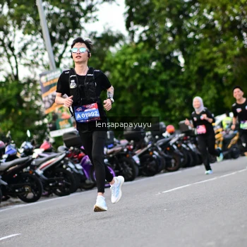 Runner Photo 4117508