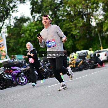 Runner Photo 4117521