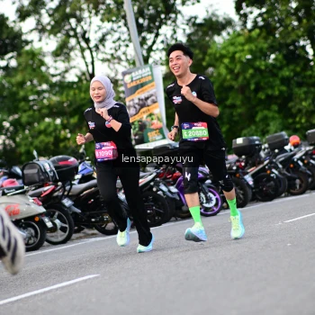 Runner Photo 4117542