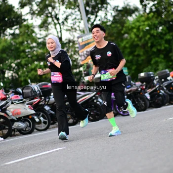 Runner Photo 4117549