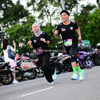 Runner Photo 4117550