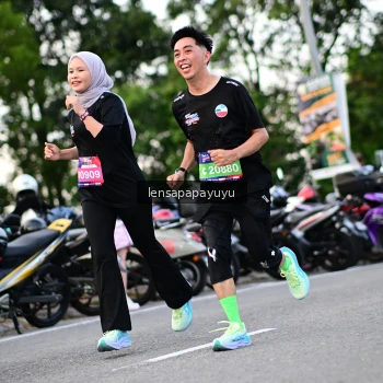 Runner Photo 4117564