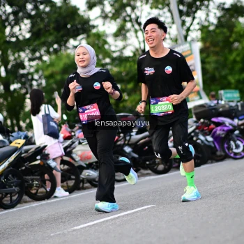 Runner Photo 4117566