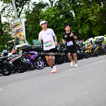 Runner Photo 4117570
