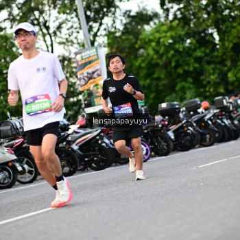 Runner Photo 4117594