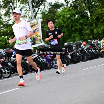 Runner Photo 4117598