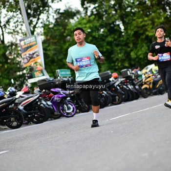 Runner Photo 4117609
