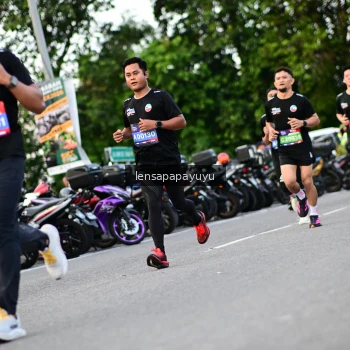 Runner Photo 4117662