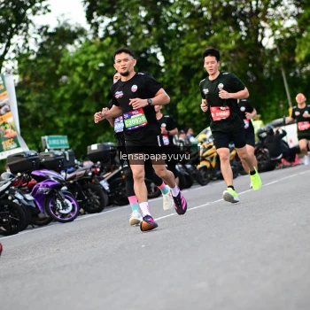 Runner Photo 4117672