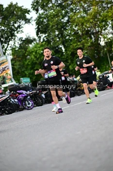 Runner Photo 4117681