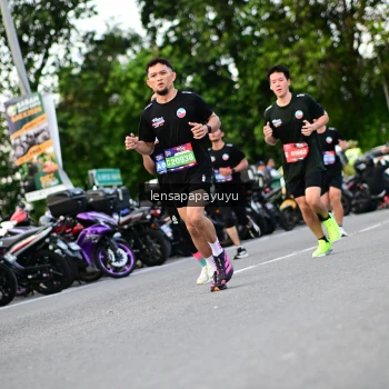 Runner Photo 4117685