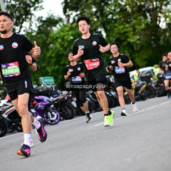 Runner Photo 4117700