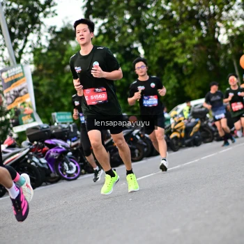Runner Photo 4117718
