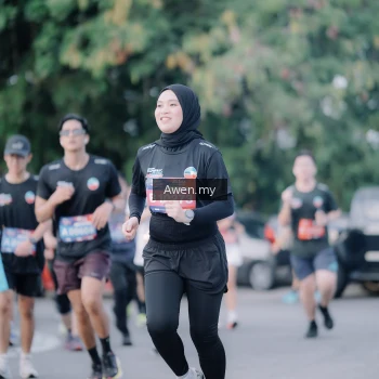 Runner Photo 4118358