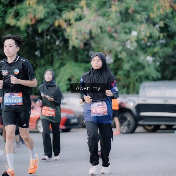 Runner Photo 4118371