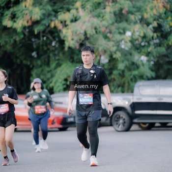 Runner Photo 4118381